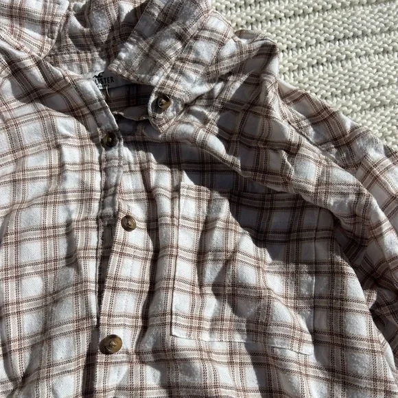 Hollister, NWOT White & Tan Flannel, Size S - Picture 3 of 4